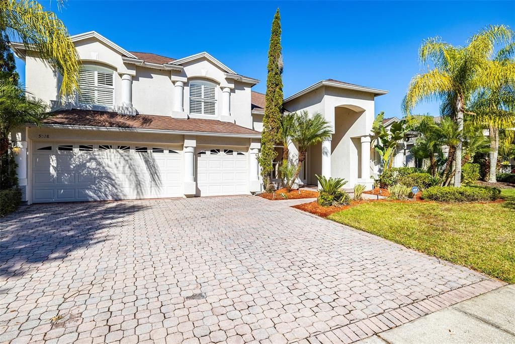 最近租的: $4,295 (5 贝兹, 3 浴室, 3430 平方英尺)