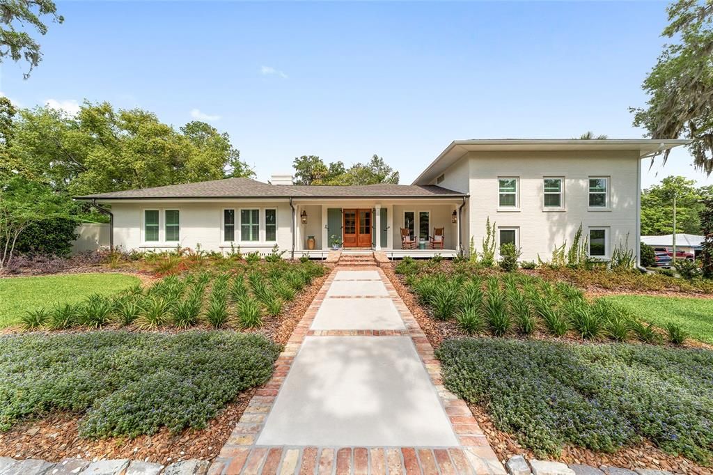 For Sale: $1,800,000 (4 beds, 4 baths, 3409 Square Feet)