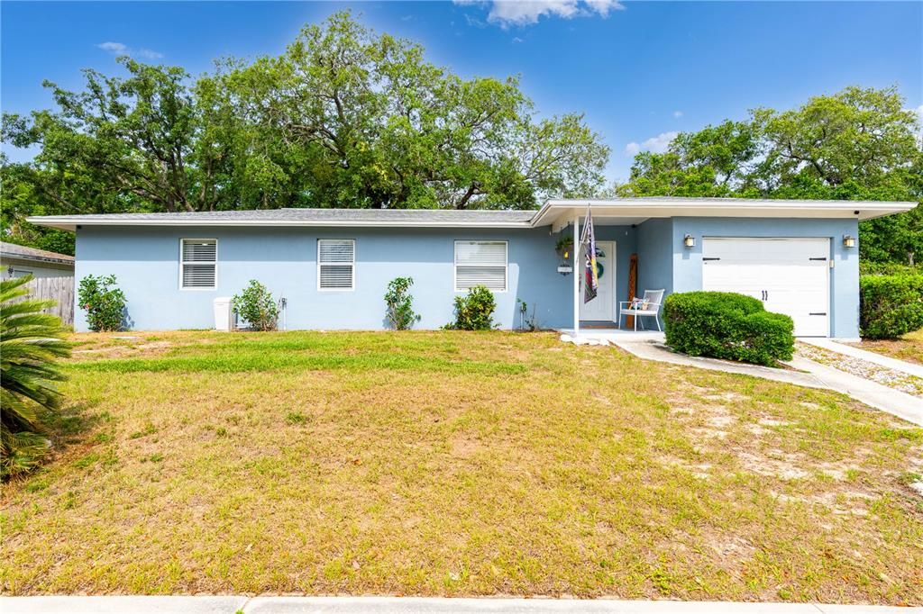 Recently Sold: $245,000 (3 beds, 1 baths, 1150 Square Feet)