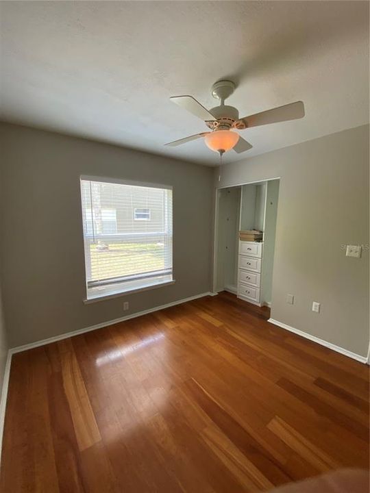 For Rent: $2,250 (3 beds, 2 baths, 1372 Square Feet)