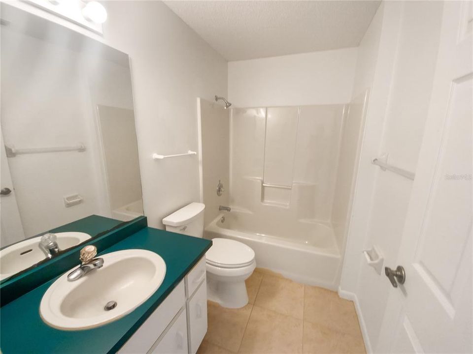 For Sale: $213,000 (2 beds, 2 baths, 1501 Square Feet)