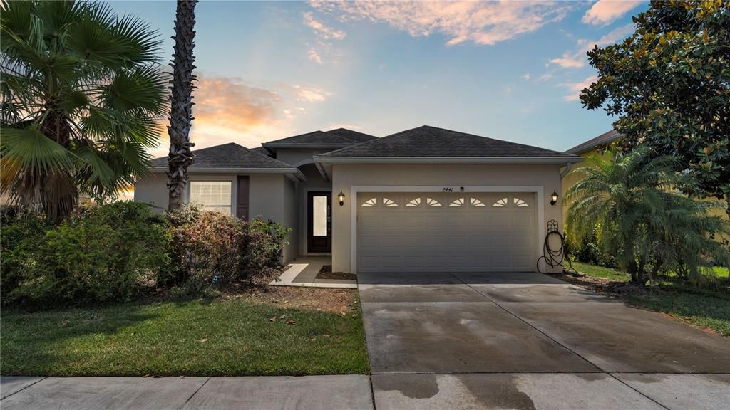 For Sale: $329,900 (3 beds, 2 baths, 1597 Square Feet)
