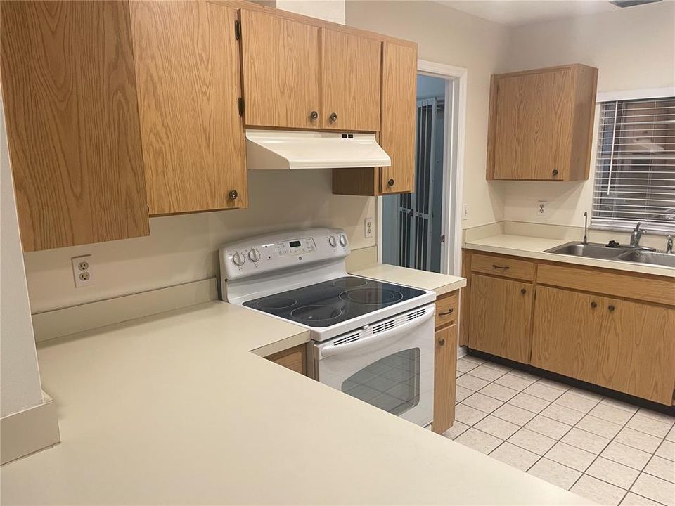 For Sale: $277,000 (2 beds, 2 baths, 1804 Square Feet)