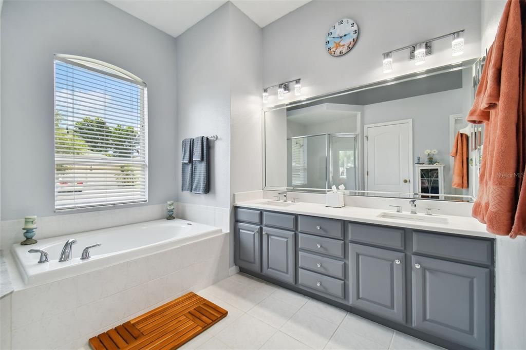 Active With Contract: $499,999 (4 beds, 2 baths, 2081 Square Feet)