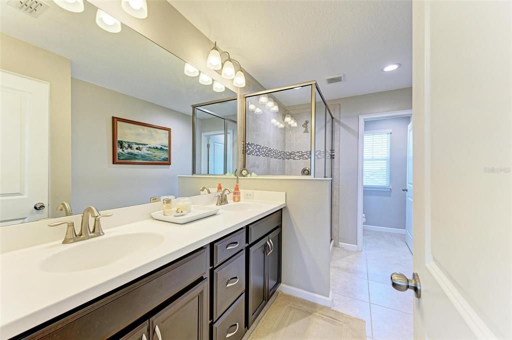 Active With Contract: $405,000 (4 beds, 2 baths, 1912 Square Feet)