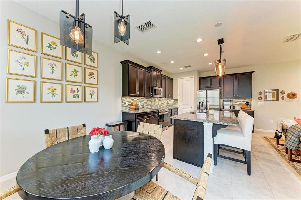 Active With Contract: $405,000 (4 beds, 2 baths, 1912 Square Feet)