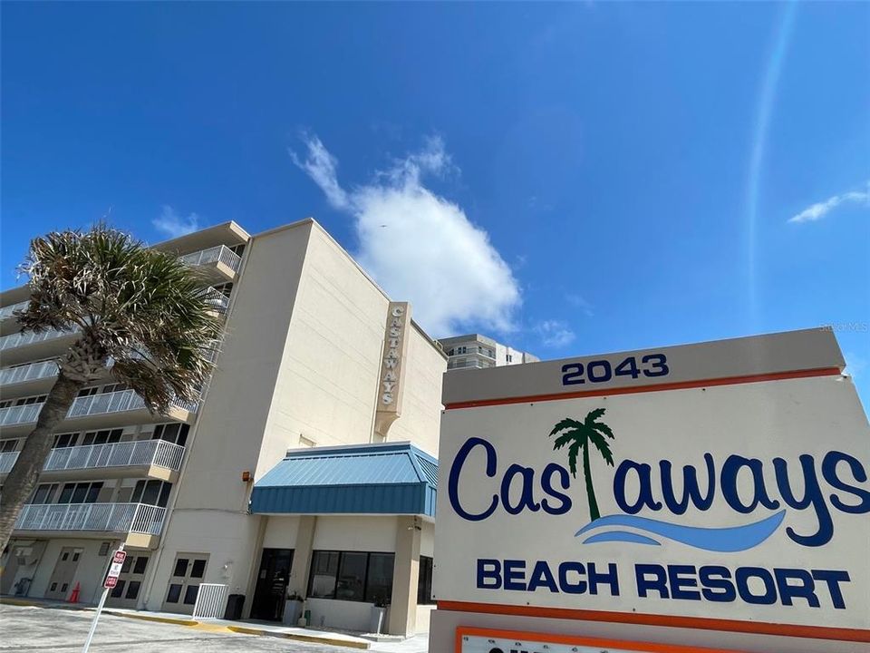 Castaways Beach Resort