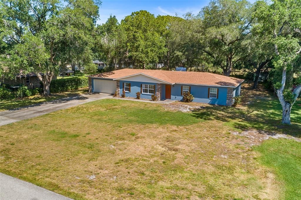 For Sale: $333,000 (3 beds, 2 baths, 1629 Square Feet)