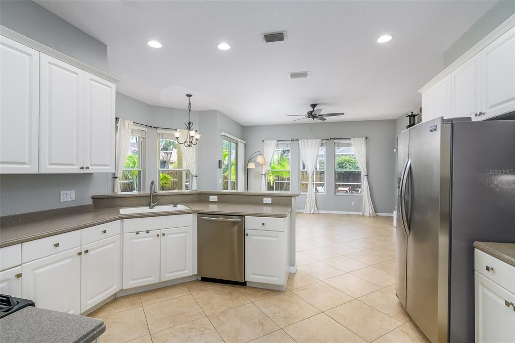 Active With Contract: $675,000 (4 beds, 3 baths, 2296 Square Feet)