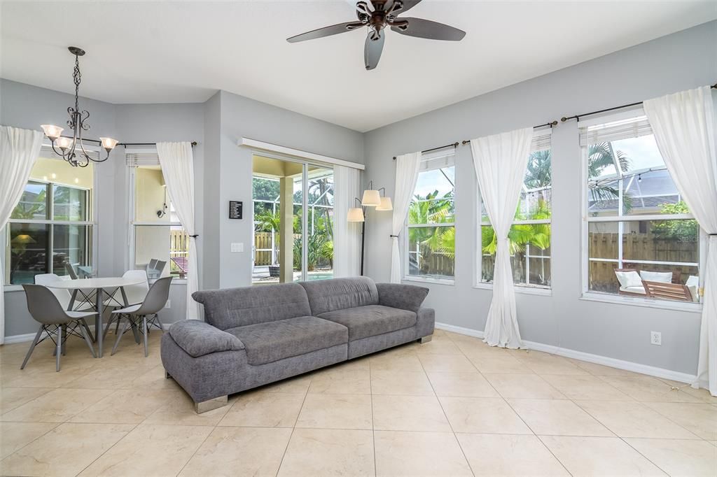 Active With Contract: $675,000 (4 beds, 3 baths, 2296 Square Feet)