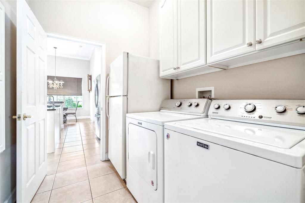 For Sale: $530,000 (3 beds, 2 baths, 2288 Square Feet)