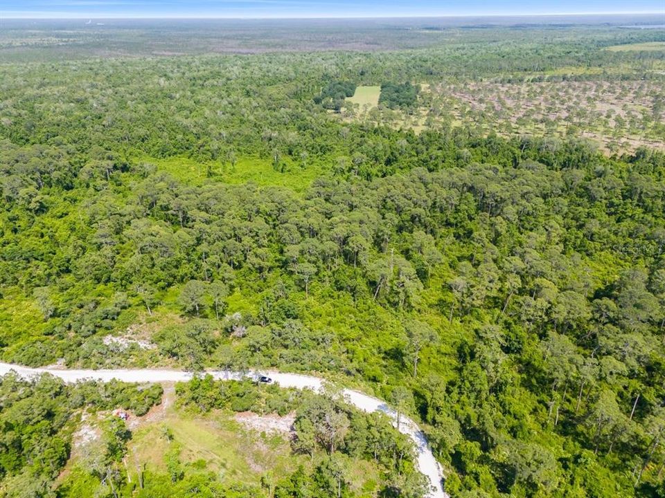 На продажу: $41,000 (2.49 acres)