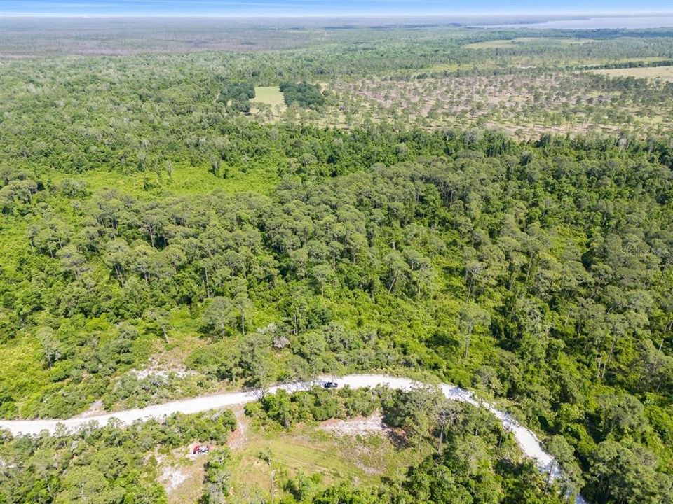 На продажу: $41,000 (2.49 acres)