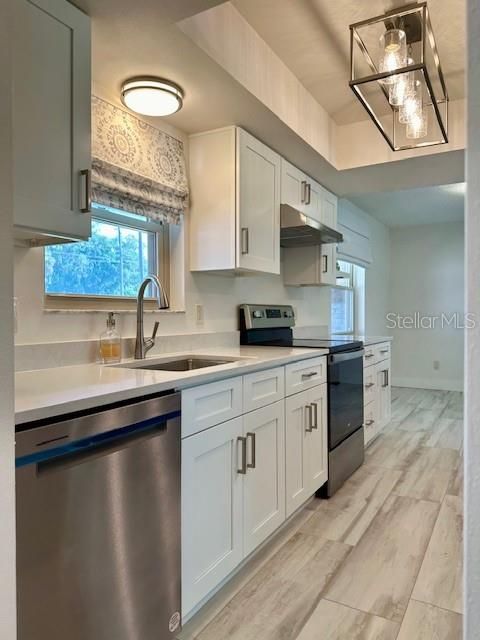 Recently Sold: $427,900 (2 beds, 2 baths, 1239 Square Feet)