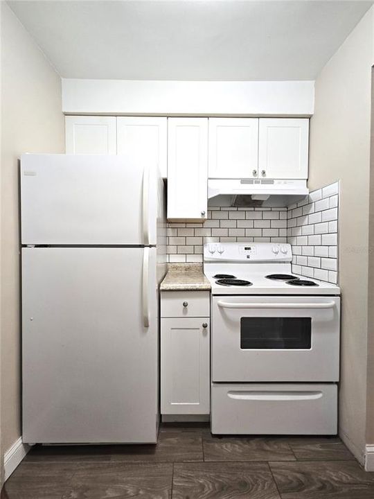 For Rent: $1,350 (1 beds, 1 baths, 585 Square Feet)