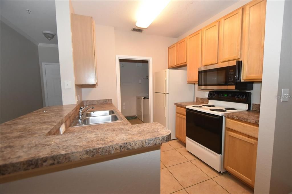 For Rent: $1,650 (2 beds, 2 baths, 1045 Square Feet)