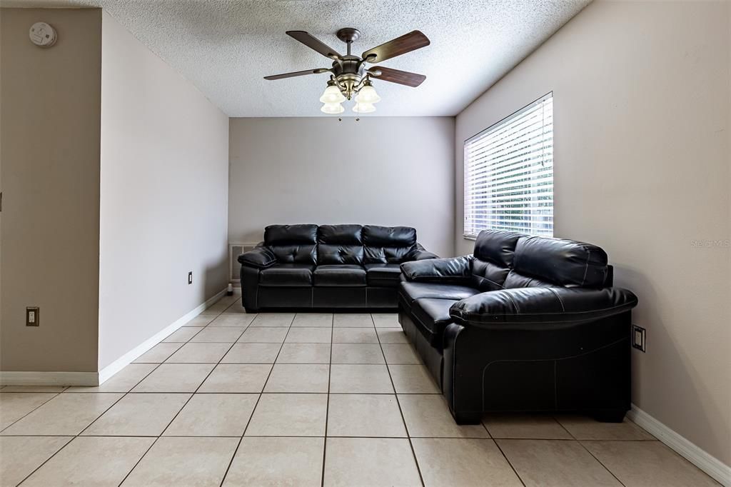 For Rent: $1,699 (2 beds, 2 baths, 1005 Square Feet)