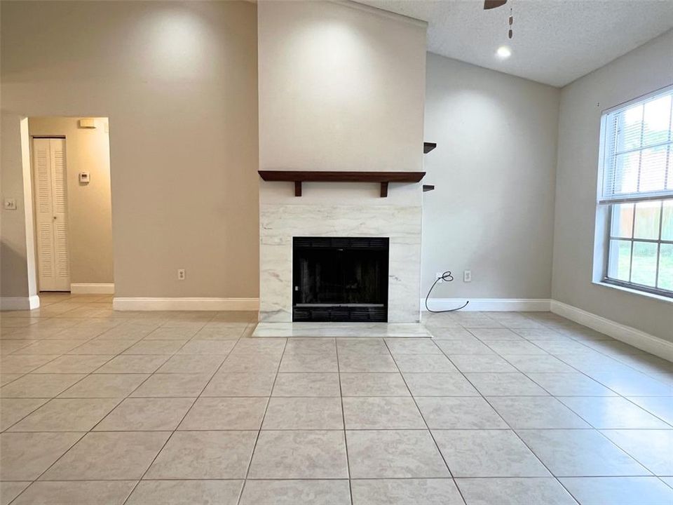 Recently Rented: $2,298 (3 beds, 2 baths, 1298 Square Feet)