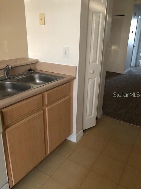 For Rent: $1,750 (2 beds, 2 baths, 999 Square Feet)