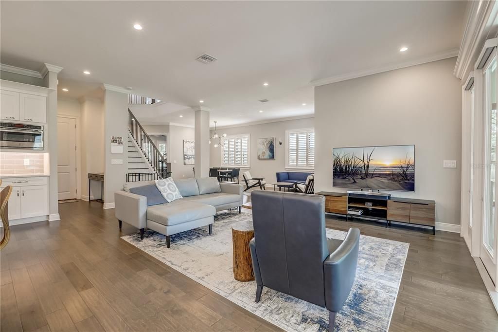 Active With Contract: $1,995,000 (4 beds, 4 baths, 4045 Square Feet)