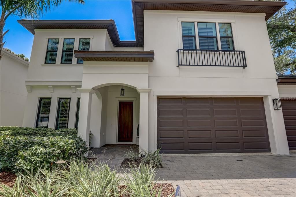 Active With Contract: $1,995,000 (4 beds, 4 baths, 4045 Square Feet)