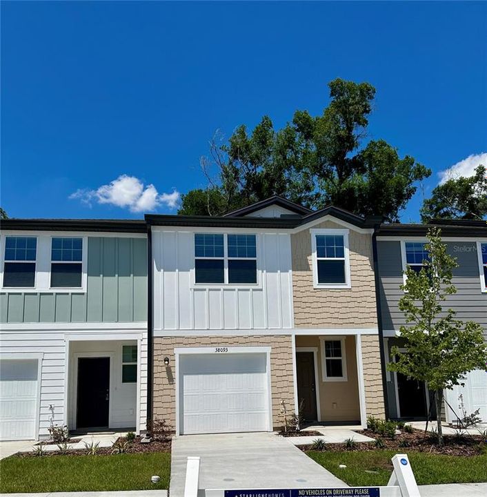 Recently Sold: $268,490 (3 beds, 2 baths, 1386 Square Feet)