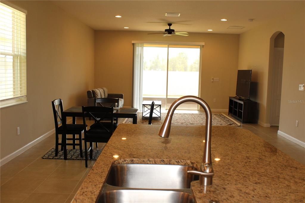 Kitchen/dining room/ family room