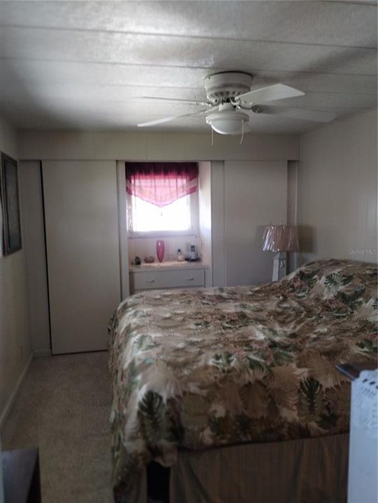 For Sale: $163,000 (2 beds, 2 baths, 1065 Square Feet)