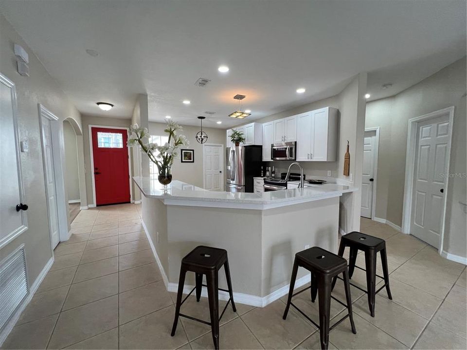 For Sale: $429,999 (4 beds, 3 baths, 1875 Square Feet)