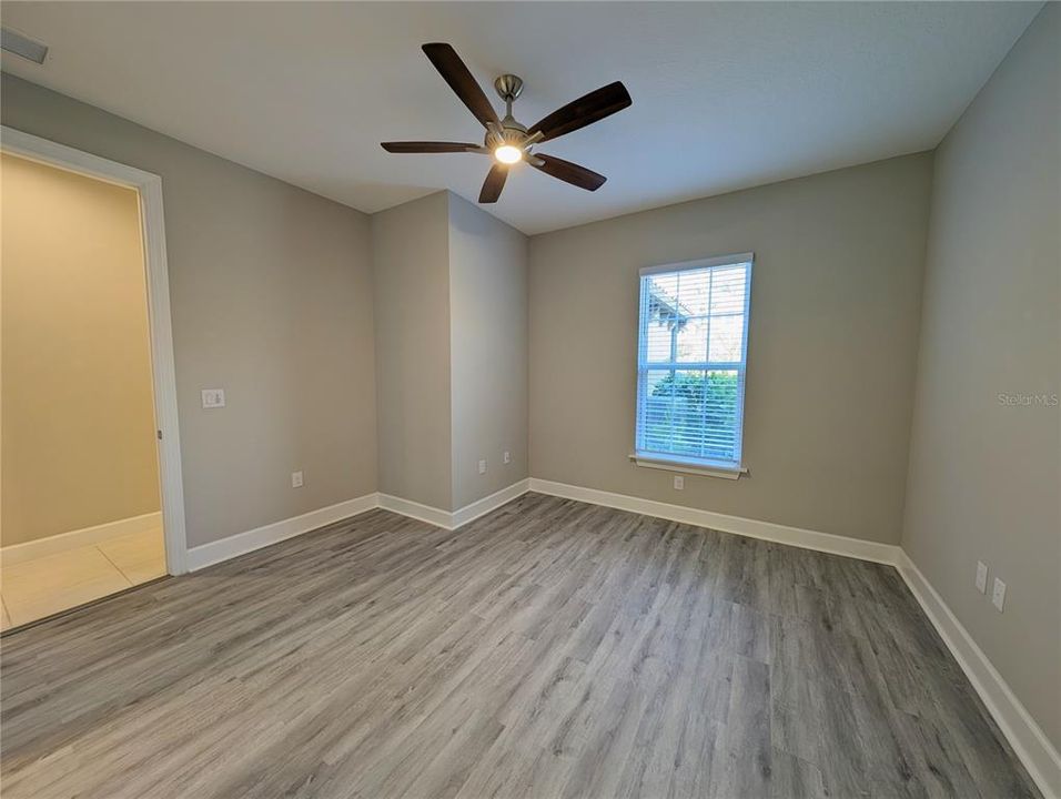 Active With Contract: $2,850 (2 beds, 2 baths, 1678 Square Feet)