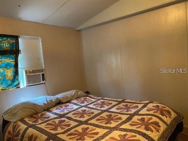Recently Rented: $950 (2 beds, 1 baths, 770 Square Feet)