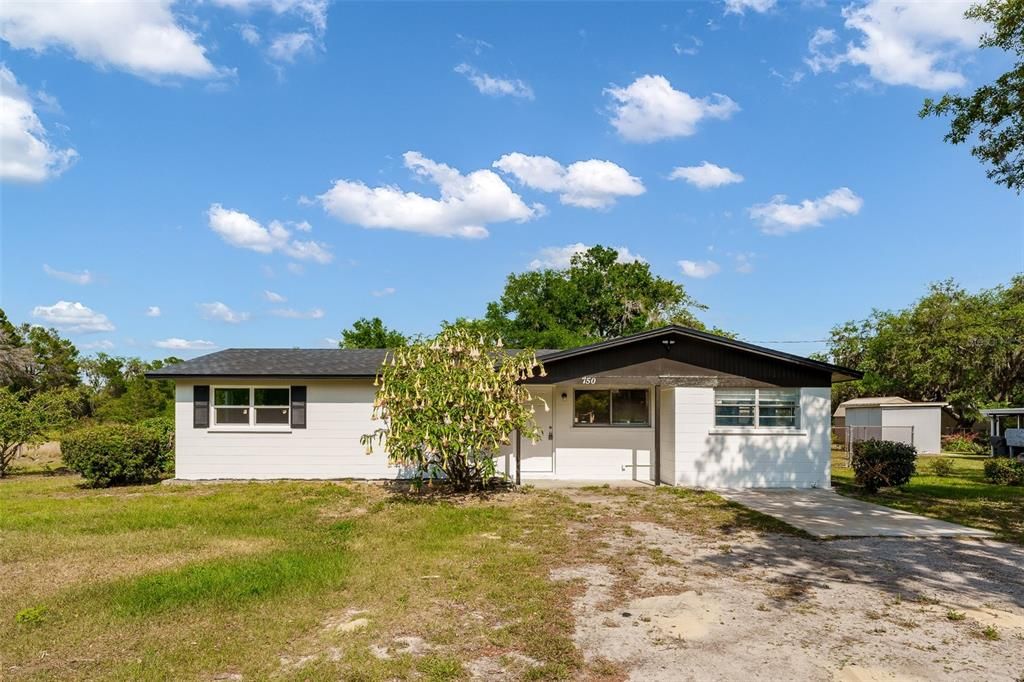 For Sale: $319,990 (4 beds, 2 baths, 1192 Square Feet)