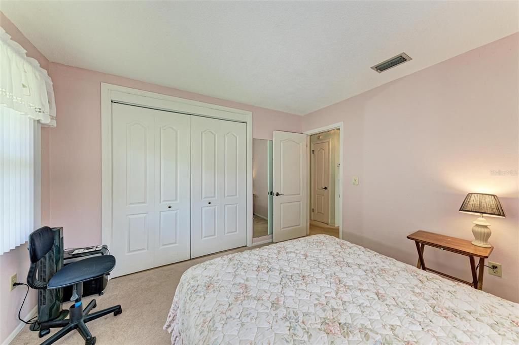 Active With Contract: $389,000 (2 beds, 2 baths, 1293 Square Feet)