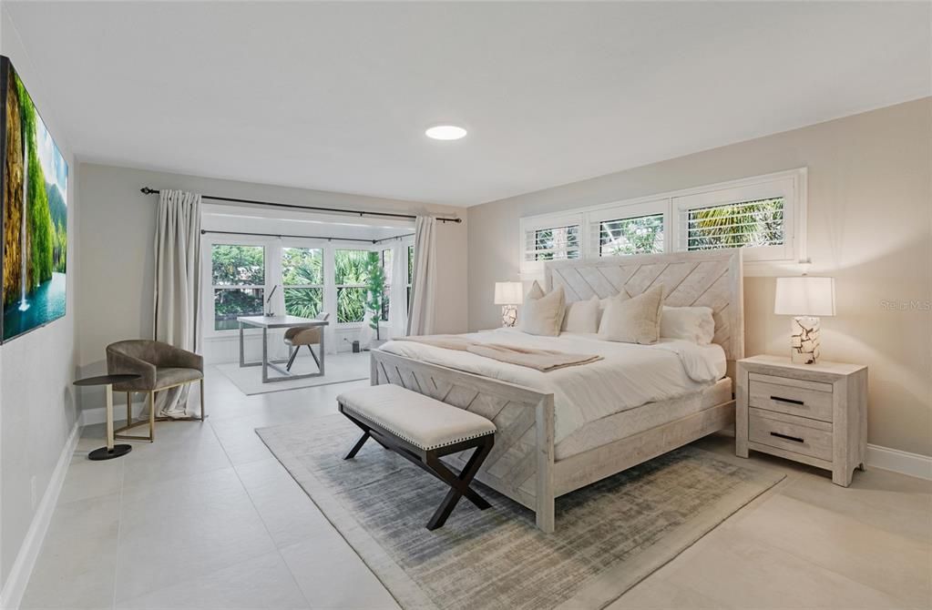 For Sale: $1,975,000 (3 beds, 2 baths, 1941 Square Feet)