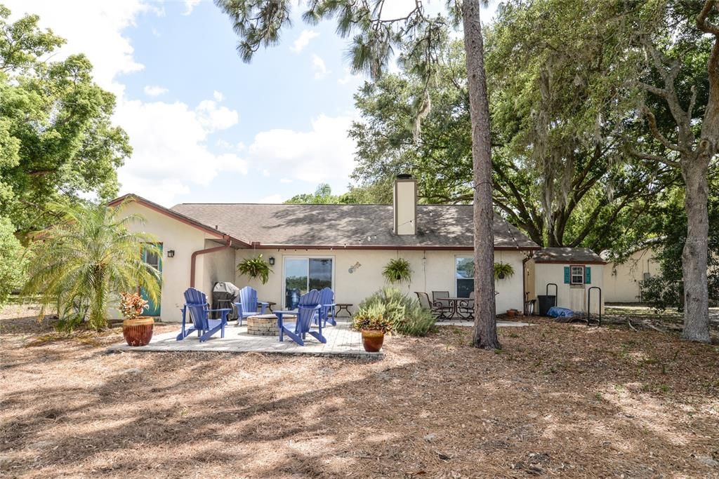Active With Contract: $369,900 (3 beds, 2 baths, 1350 Square Feet)