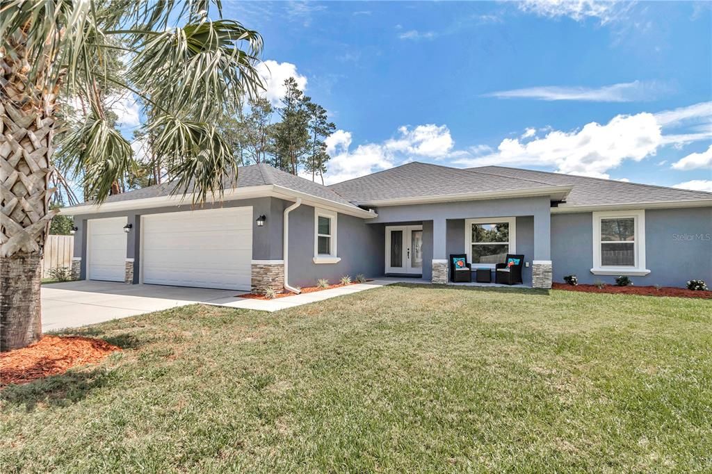 Recently Sold: $465,000 (4 beds, 2 baths, 2090 Square Feet)