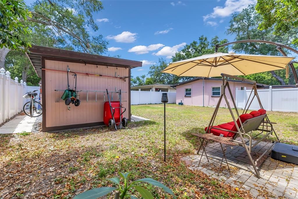 For Sale: $339,999 (3 beds, 1 baths, 1240 Square Feet)