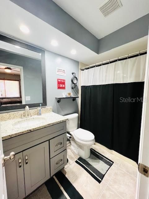 Active With Contract: $309,000 (2 beds, 2 baths, 1268 Square Feet)