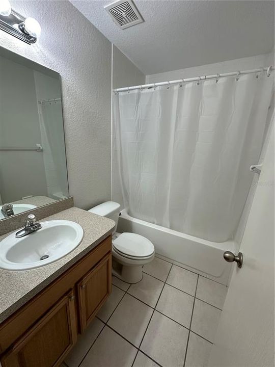 Недавно арендовано: $1,324 (2 спален, 2 ванн, 1000 Квадратных фут)