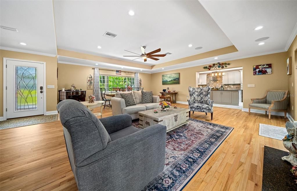 Active With Contract: $889,900 (4 beds, 3 baths, 2878 Square Feet)