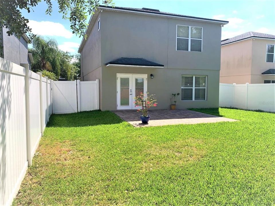 Recently Rented: $2,550 (3 beds, 2 baths, 1857 Square Feet)