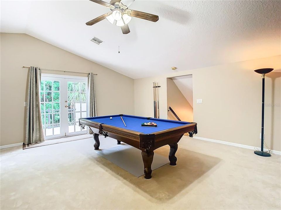 For Sale: $715,000 (5 beds, 3 baths, 3500 Square Feet)
