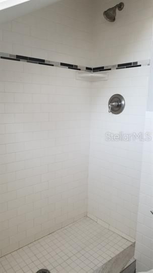最近租的: $1,285 (0 贝兹, 1 浴室, 350 平方英尺)