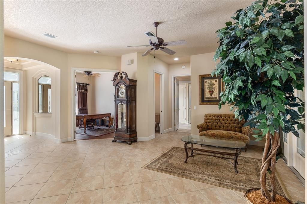 For Sale: $469,900 (3 beds, 2 baths, 2405 Square Feet)