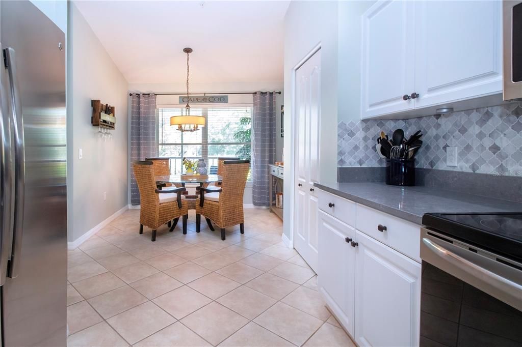 For Sale: $339,000 (2 beds, 2 baths, 1433 Square Feet)