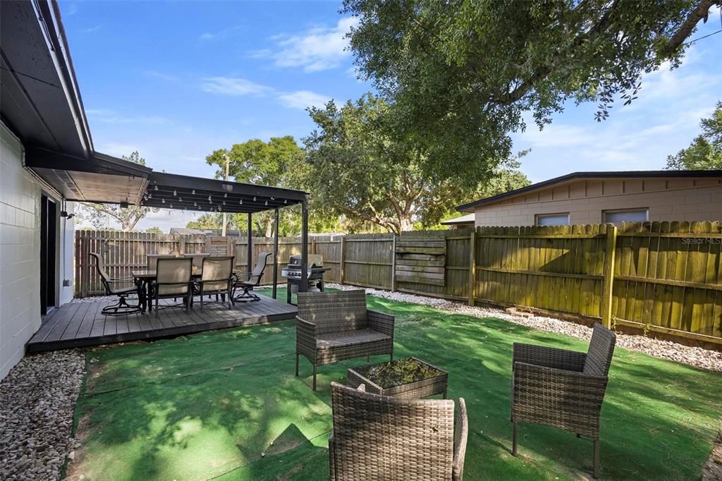 Active With Contract: $339,000 (4 beds, 2 baths, 1624 Square Feet)