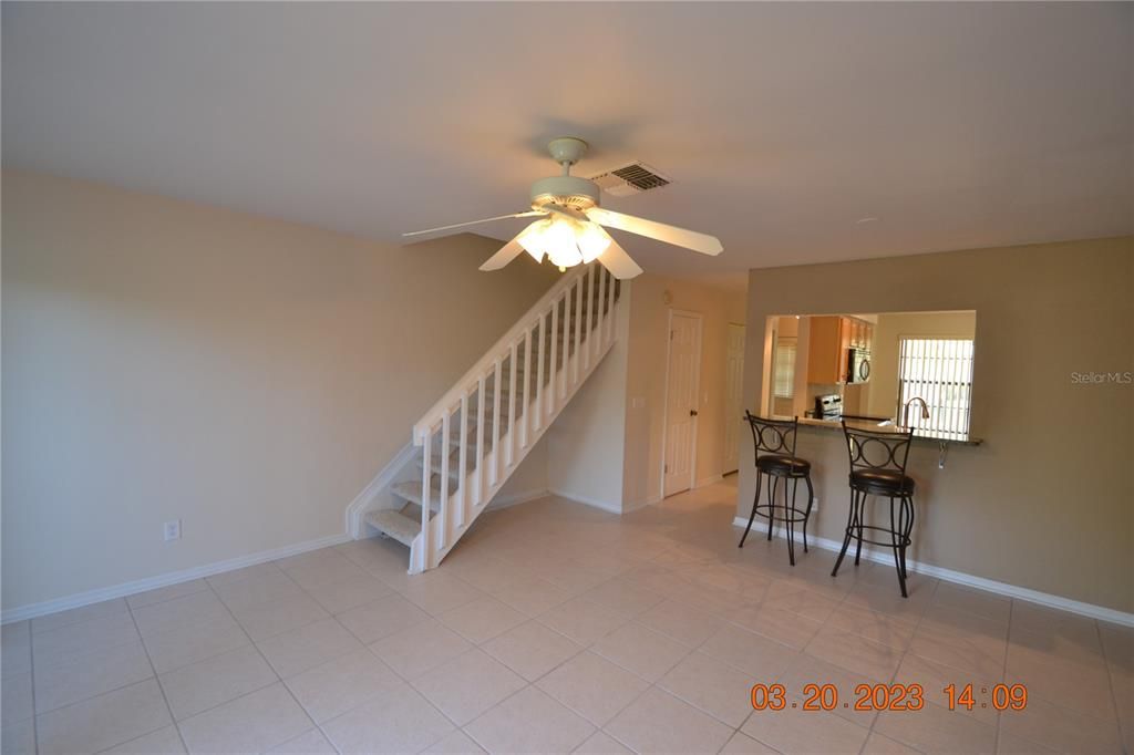 Active With Contract: $1,650 (2 beds, 2 baths, 1088 Square Feet)