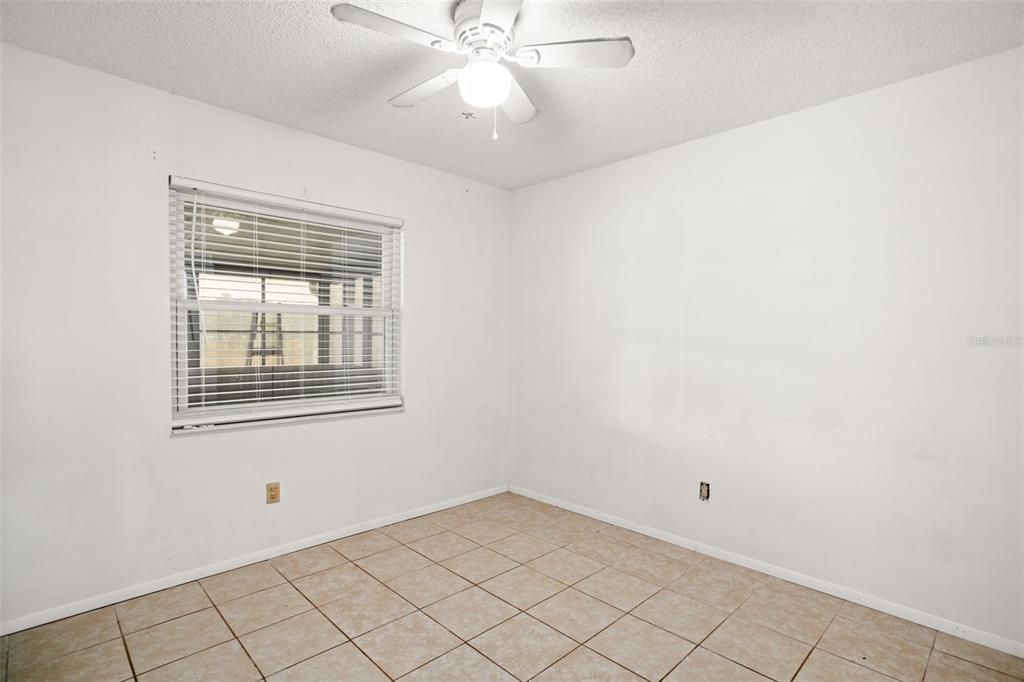 For Sale: $350,000 (3 beds, 2 baths, 1120 Square Feet)