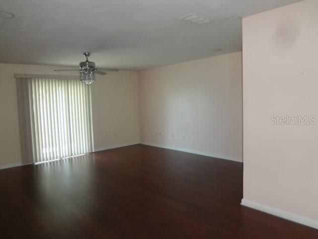 For Rent: $1,850 (3 beds, 2 baths, 1500 Square Feet)