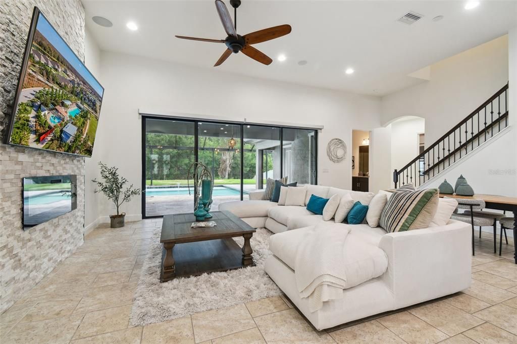 Recently Sold: $1,300,000 (5 beds, 4 baths, 3919 Square Feet)